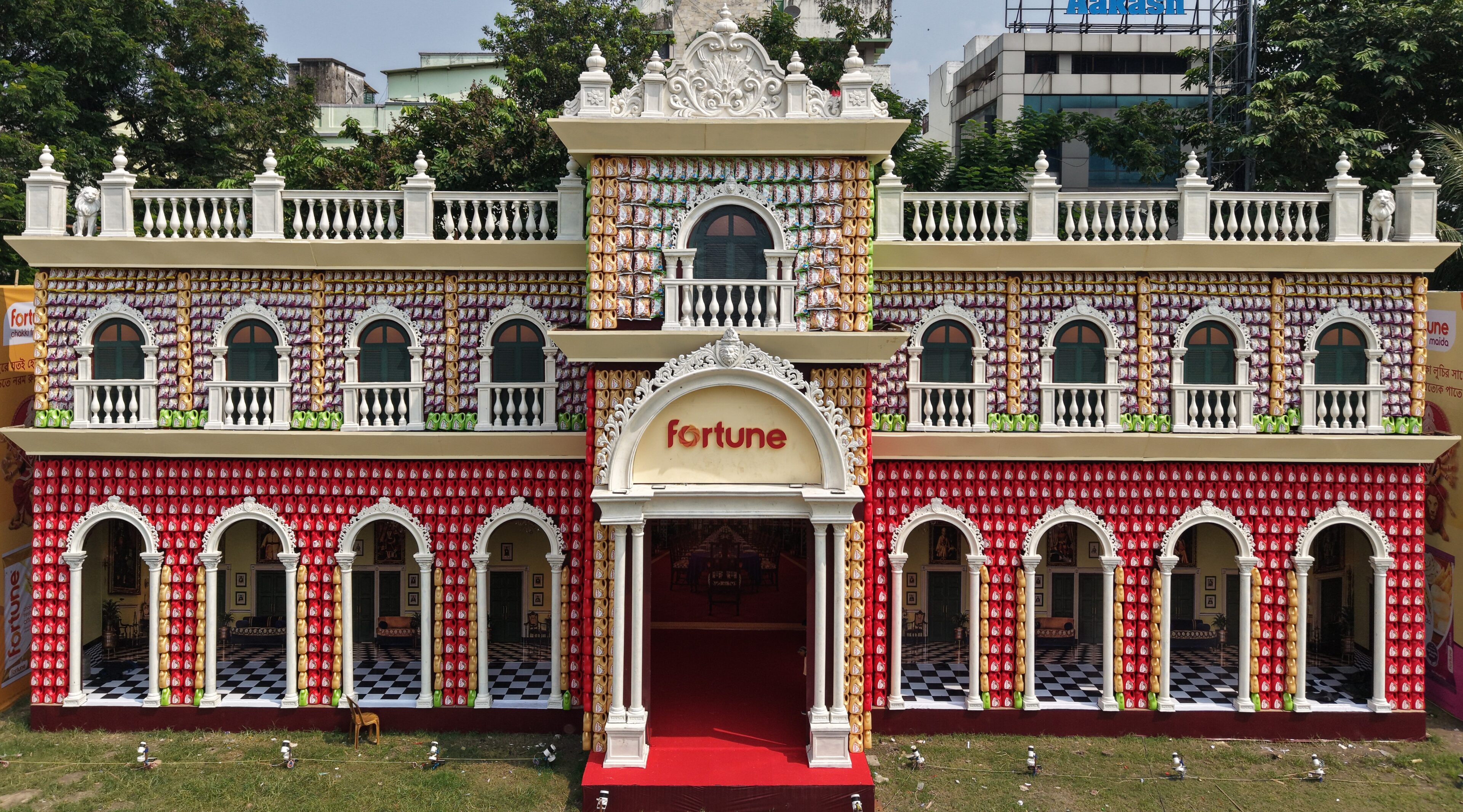 Fortune Celebrates Durga Puja Through Heritage, Art and Community Connections Across West Bengal